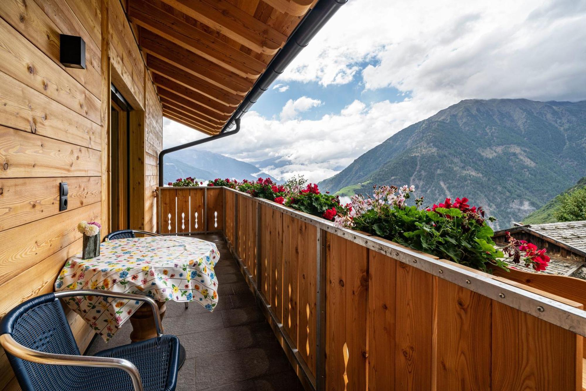 Bergsteiger Wohnung - Patleidhof Naturns Exteriör bild